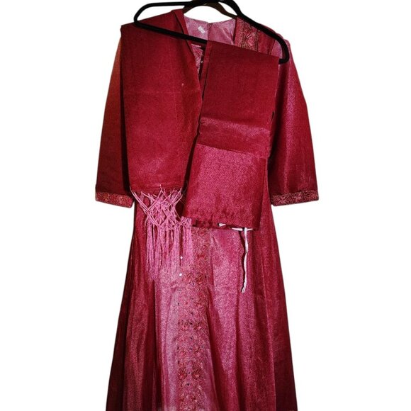 Indian Salwar Kameez, Size 14, Fuschia - Picture 3 of 3